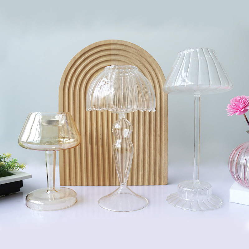 Lámpara de mesa Candelabro de vidrio ins vidrio simple de estilo europeo cena romántica candelabro de vidrio decoración creativa candelabro de plata