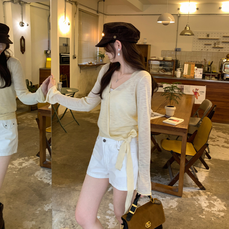 轻熟交叉V领绑带蓝色长袖针织衫女装2025早秋新款慵懒风穿搭上衣|undefined