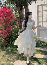 夏季2024年新款设计感短袖连衣裙赫本风女装法式小众甜美茶歇裙子