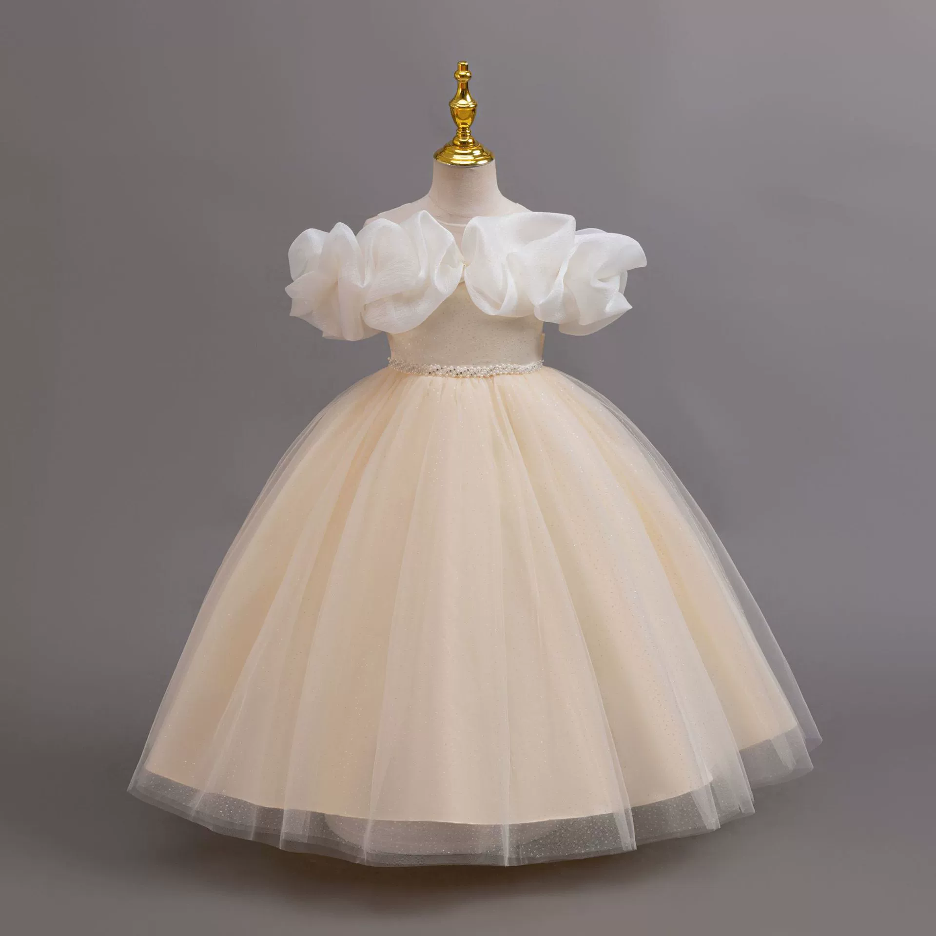 Evening dress, nail sequins, wedding dress, small princess costume, piano performance costume, new collection