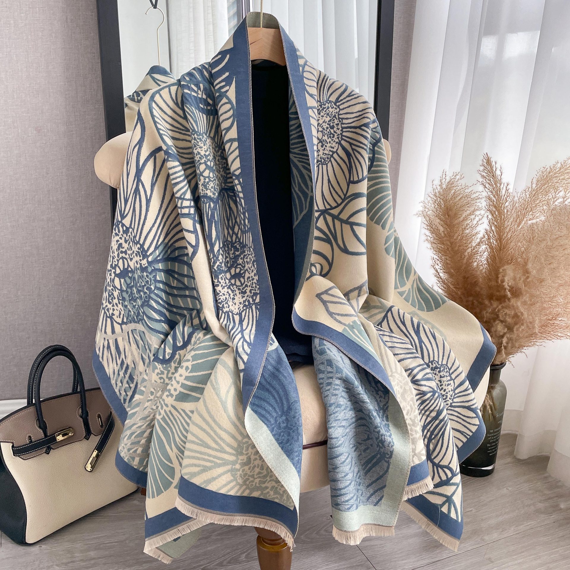 Nuevo otoño e invierno engrosada bufanda caliente vintage color matching hojas floral Cachemira bufanda corta borla chal para mujeres