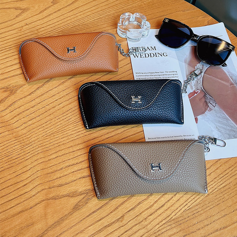 2025 New Ultra-Thin Sunglasses Storage Box, Anti-Drop Case for Myopia Glasses, High-End Portable Protective Case