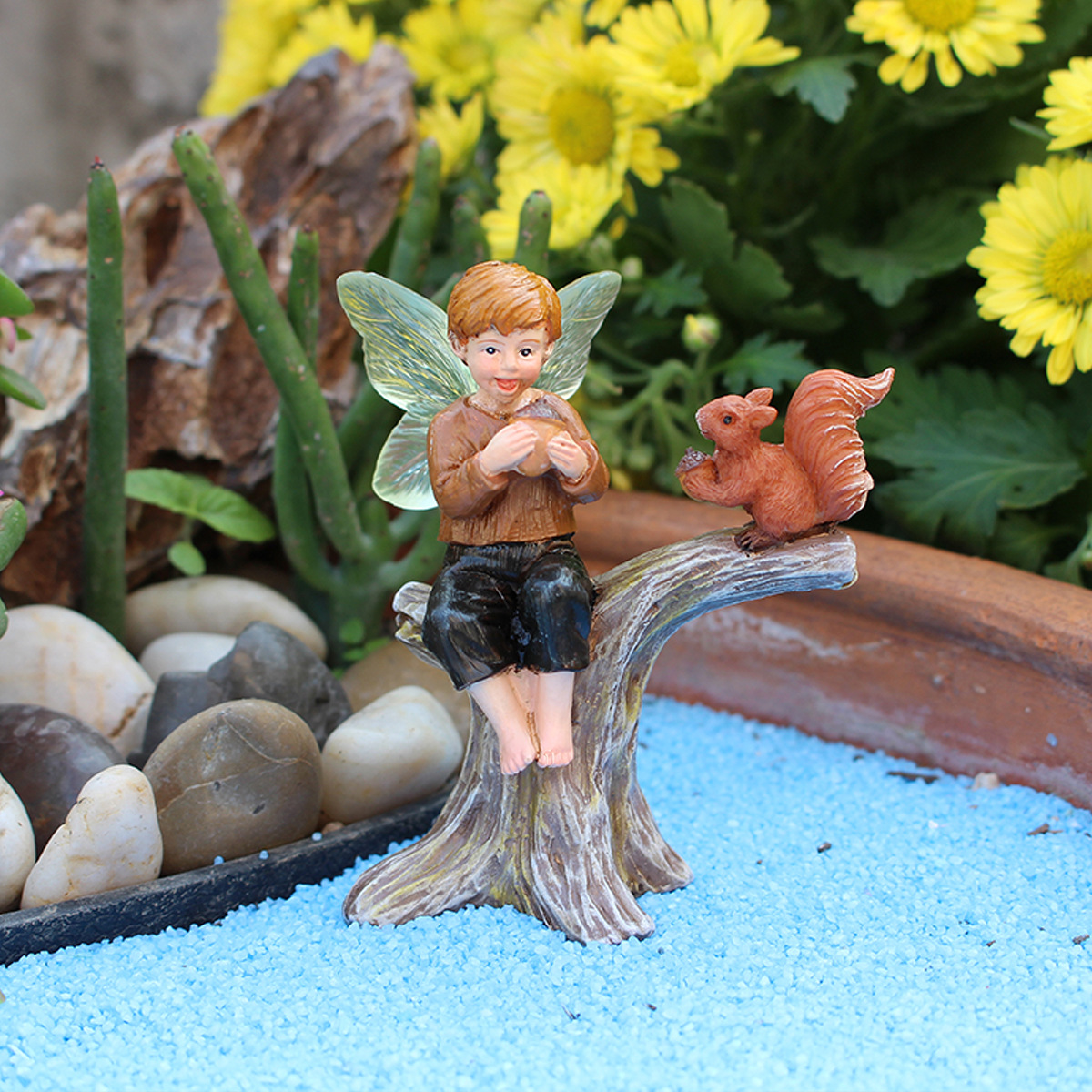 Pastoral forest garden elf squirrel resin Angel micro landscape green plant flower bonsai decoration TV cabinet decoration