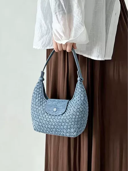 High-end hand-woven underarm bag, denim woven crescent bag, vintage niche design, unique shoulder and crossbody bag