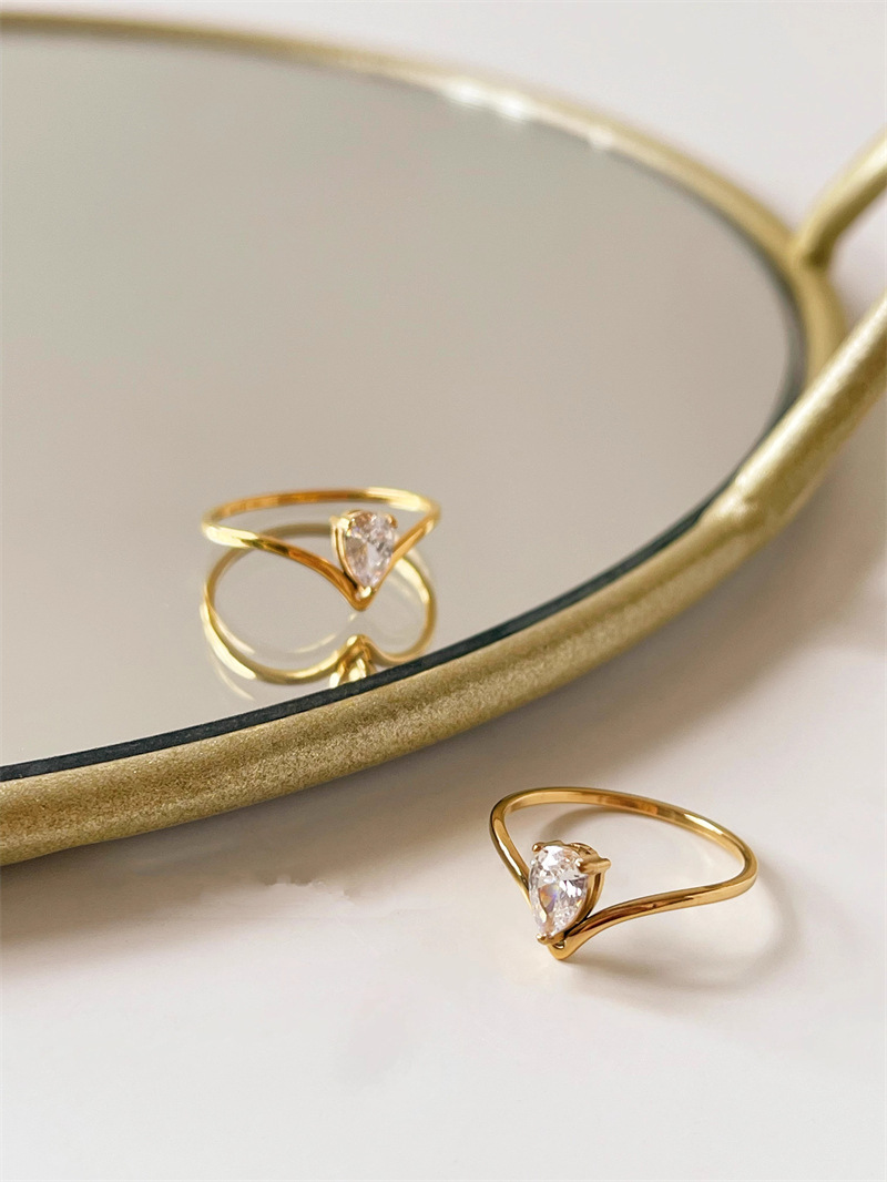 Simple Style, Commute Style Simple Style Commute Solid Color Titanium Steel Inlay Zircon Rings
