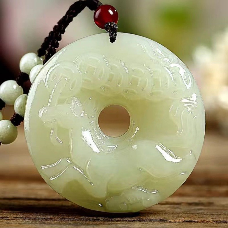 Mặt dây chuyền ngọc Hetian tự nhiên hình 12 con giáp – khóa an toàn phong thủy — Màu trắng xanh chi tiết 13