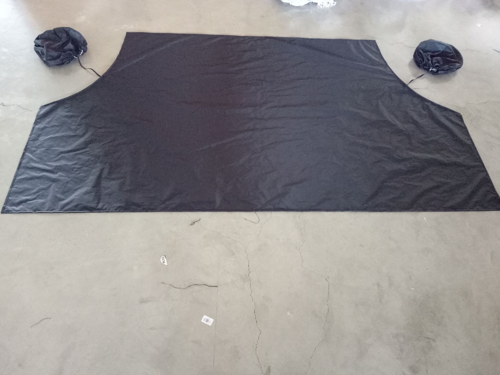 Black Car Glass Cover with Mirror Cover, Front Windshield Cover, All-Season Anti-Freeze Half Car Cover