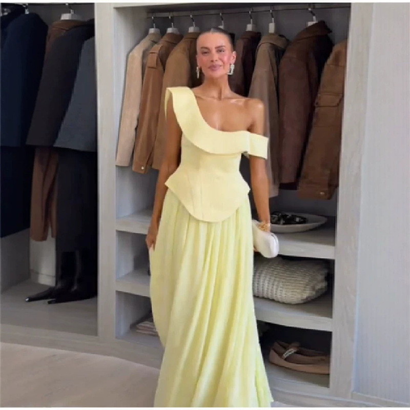 2026 Spring/Summer European and American Style Light Yellow Off-Shoulder Waist-Cinching Elegant Evening Dress for Prom and Party 2026 Spring/Summer European and American Style Light Yellow Off-Shoulder Waist-Cinching Elegant Evening Dress for Prom and Party