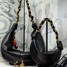 Y家新月斜挎包包2025潮流质感单肩包百搭小众百搭饺子包腋下包