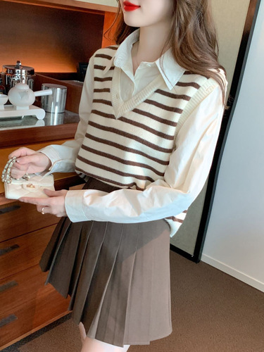 Vest vest autumn new design niche outer wear knitted striped loose v-neck fake two-piece shirt for women