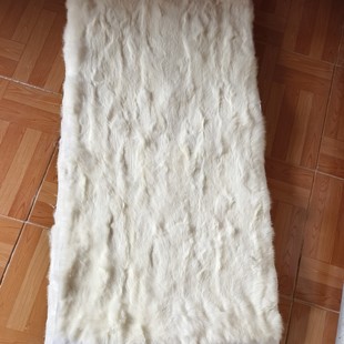 ����Ƥ���Ӽ��ð�ɫƴƤ������ë̺��ë̺���ӱ���ԭ����ë��q��