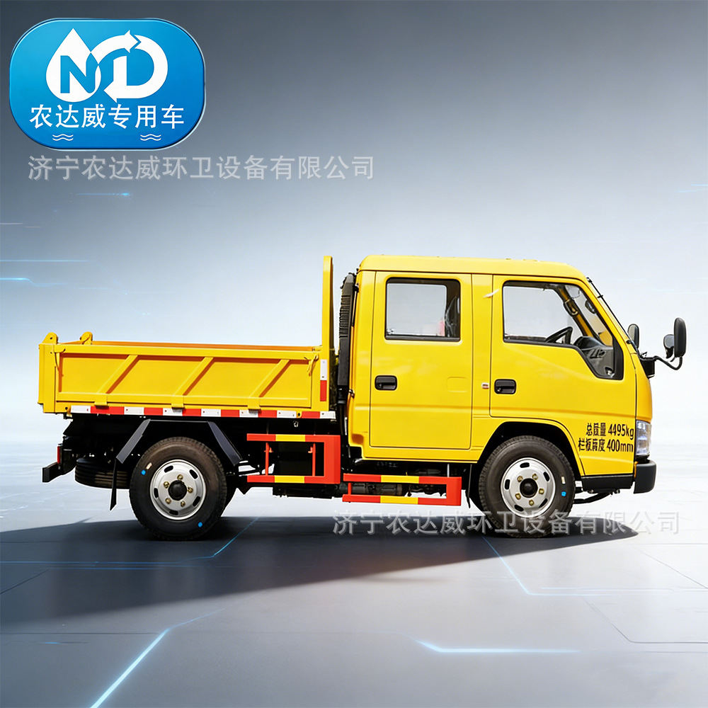 Small 4-Ton Jiangling Self-Loading Garbage Truck with Liftable Body, Double-Row Five-Seater Diesel Self-Loading Vehicle for Sanitation and Waste Removal