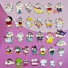 卡通动漫可爱狗狗小白睡衣蜡笔小新系列diy饰品配件滴油合金挂件