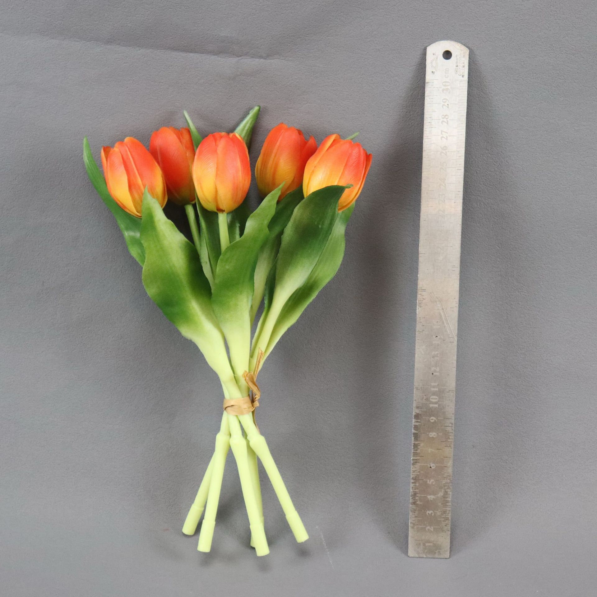 5 flores ramas cortas 28CM mano pegamento suave sensación de tulipas flores simuladas decoración de flores flores falsas ramo de flores