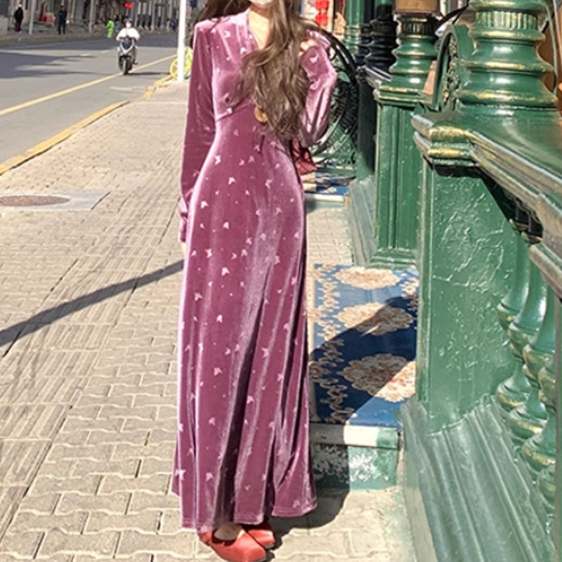 设计感2025秋季新款莓雾曳地 双色丝绒蝴蝶印花长裙连衣裙A字裙女