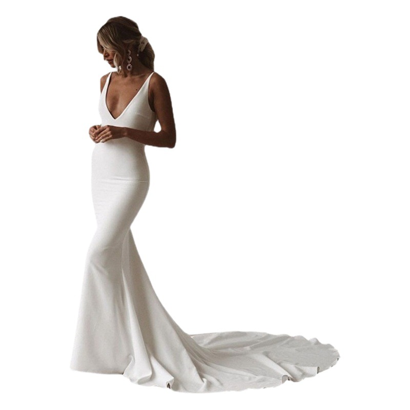 Vestido de novia blanco con cola de pez, estilo nuevo de verano 2026, cuello en V profundo, corte ajustado, sin espalda, con cola, fuente AliExpress.
