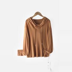 春と秋のフード付きボトリングシャツ女性のルーズインナーサンプロテクション服長袖 Tシャツ女性 N3413