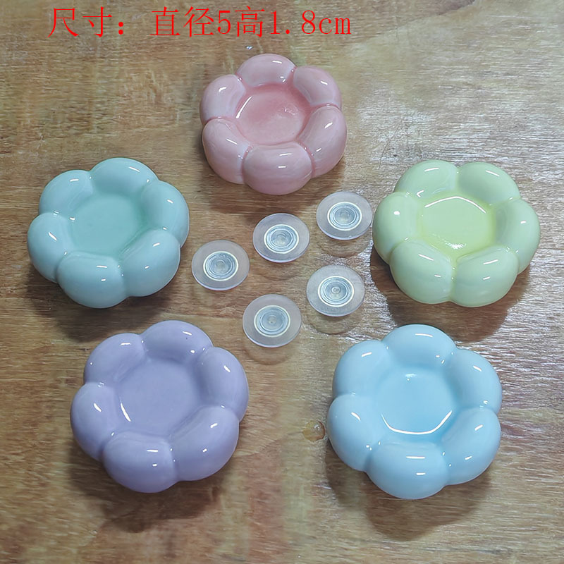 Ceramic Solid Base with Cute Cartoon Animals, Ceramic Spinning Stress Relief Craft Decoration Accessory