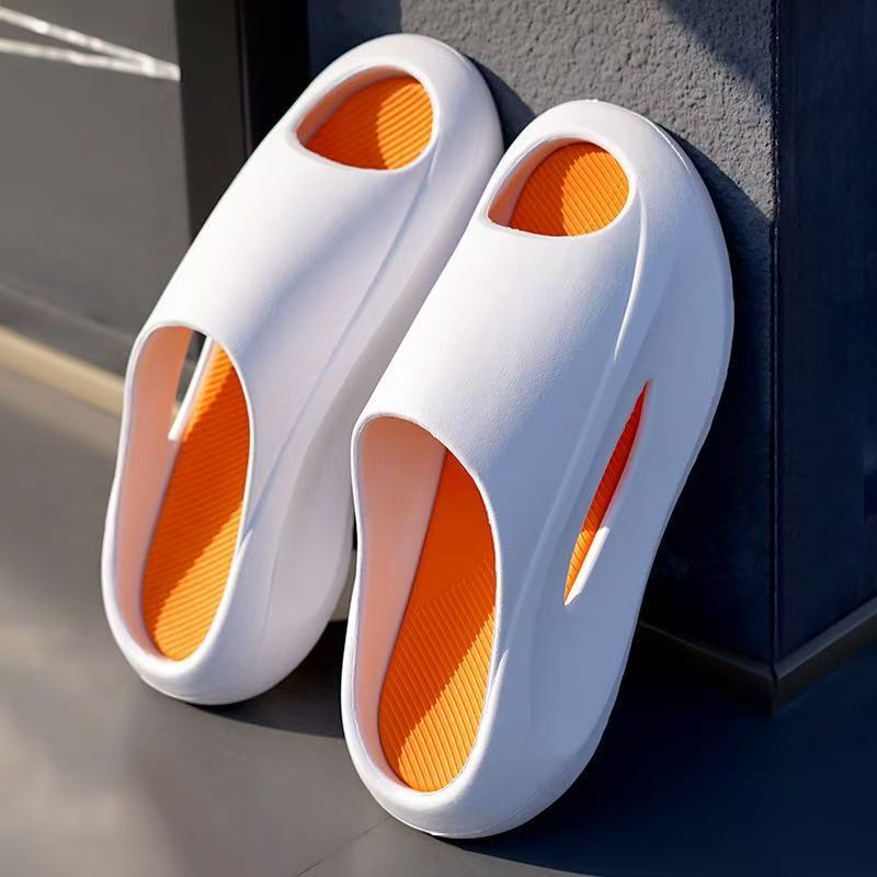 Fashionable Outdoor Sports Slippers with a Stylish Design, Thick Soles, Unique Non-Slip and Wear-Resistant Soft Soles, Men's Slip-On Sandals, Wholesale Beach Sandals