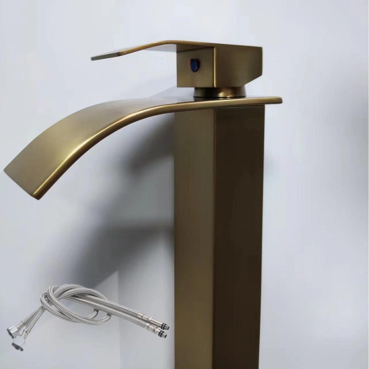 Negro cascada caliente y fría grifo americano lavabo cuenca contador lavabo baño grifo de cobre