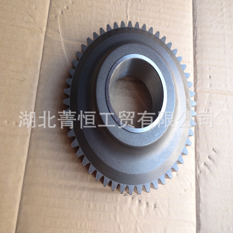 Dongfeng Brings up the Output Shaft Gear D5010372200 of the Cement Mixer Truck