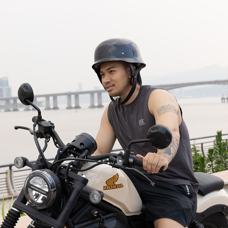 Orz casco retro alemán para hombres y mujeres crucero ligero medio casco de la Segunda Guerra Mundial soldado cuatro estaciones bicicleta eléctrica