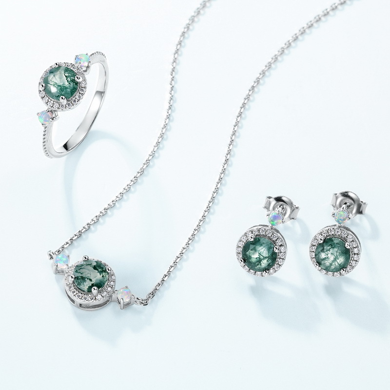 Nuevos pendientes de piedra de musgo verde fresco y natural transfronterizo S925 Pendientes de ágata de hierba de agua natural con incrustaciones de plata Lujo ligero europeo y americano