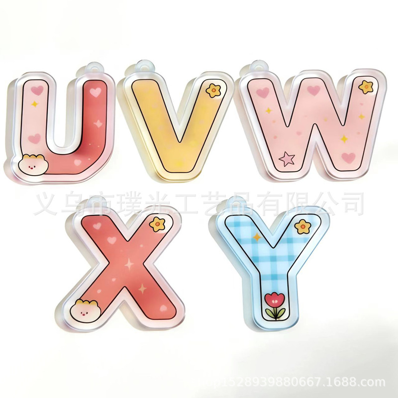 Cute and Fun Keychain Acrylic 26 English Letter Keyring Cartoon Shape Novelty Bag Pendant Car Key Accessory
