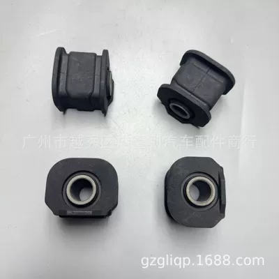 Applicable 48655-46011 48655-10050 EP80 EL53 EL55 lower suspension rubber sleeve is large