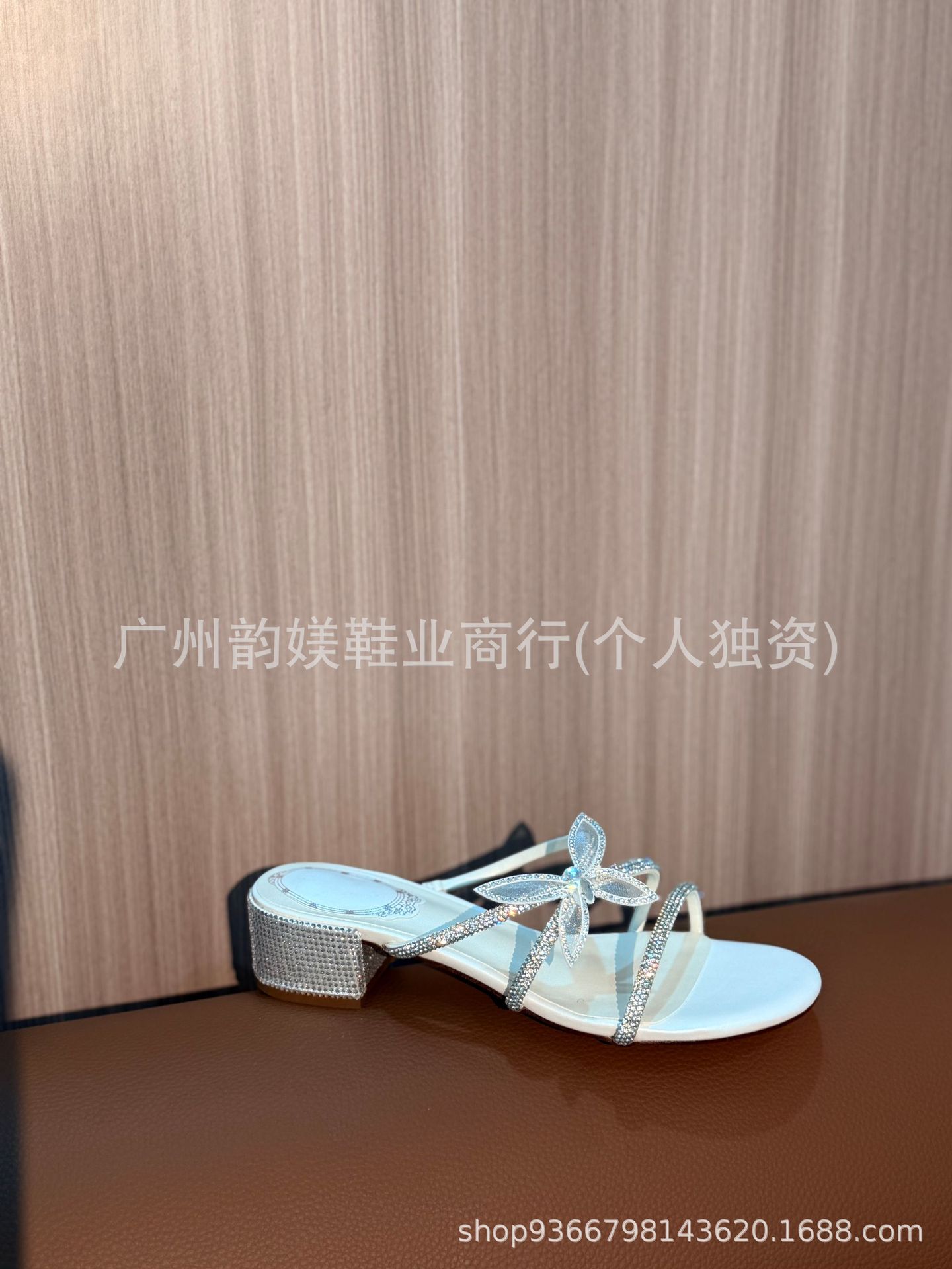 청키힐 나비 장식 화이트 5cm