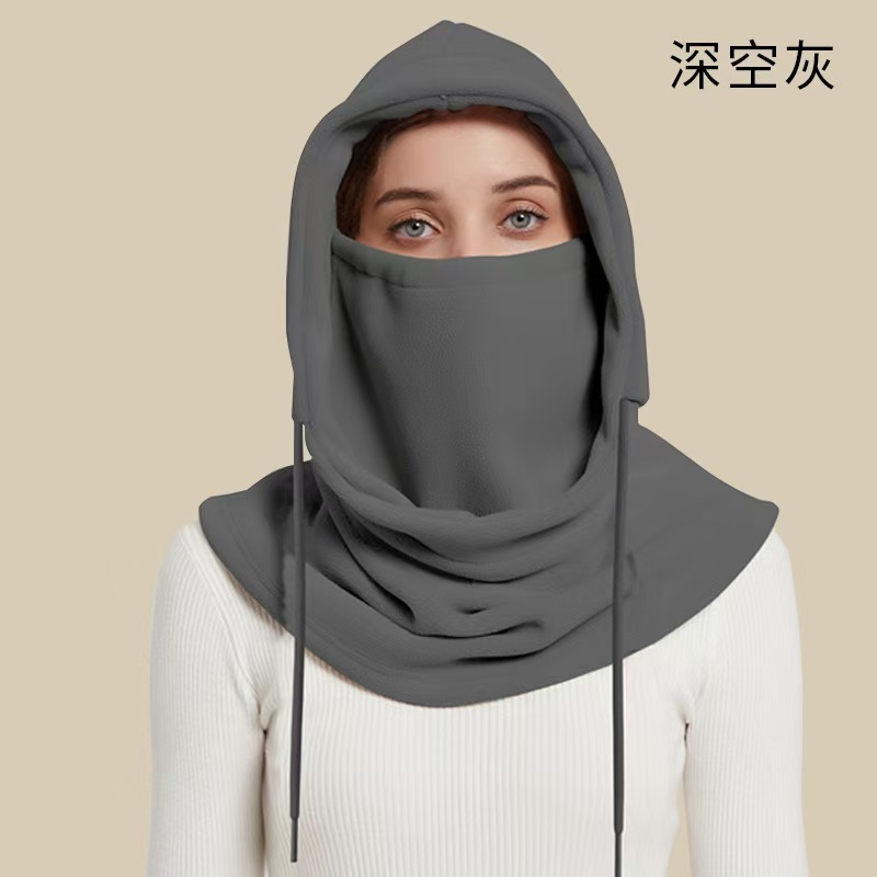 秋冬は防風帽に乗って防寒します。スキー保温マスクの帽子は首を囲みます。|undefined