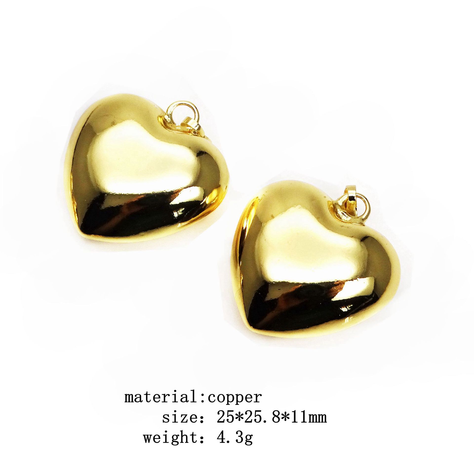 1 Piece Quantity 1 Piece 14.7*18mm 20*20.7mm 25*25.8mm Copper Gold Plated Heart Shape Polished Pendant