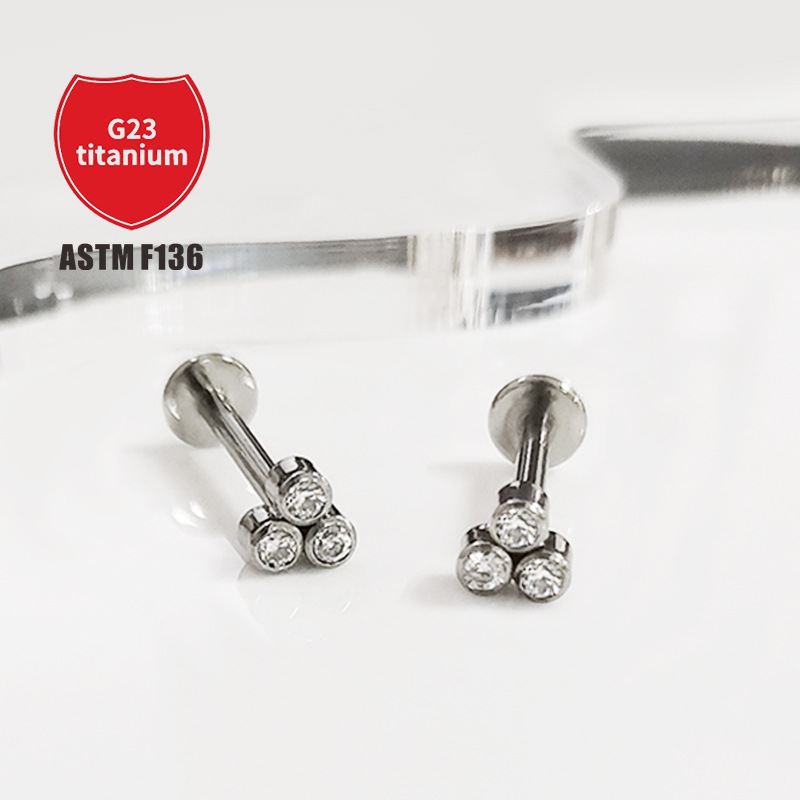 Pointed titanium steel lip stud product view