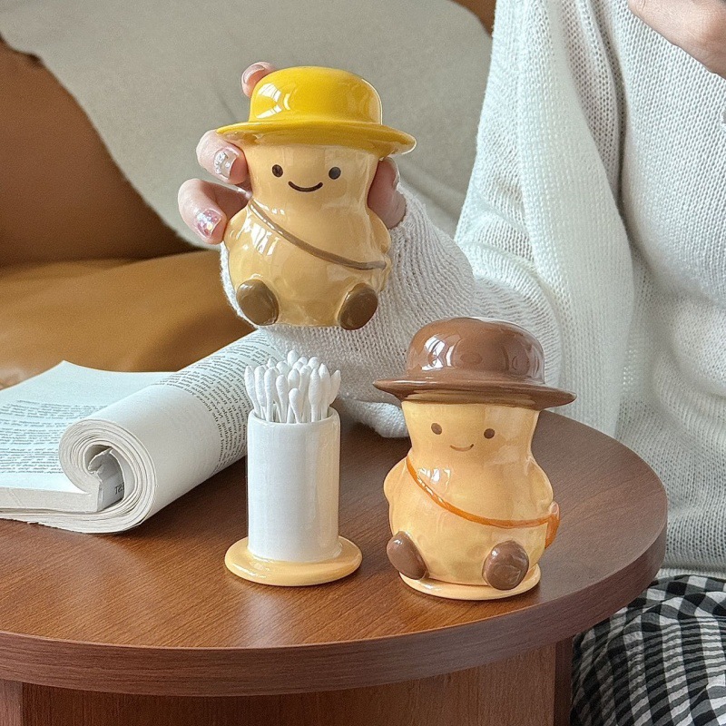 厂家直销可爱花生陶瓷牙签筒棉签罐装饰摆件家用客厅牙线收纳