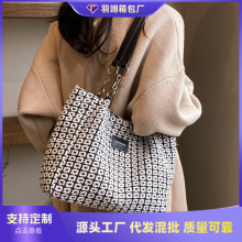 大容量包包女秋季百搭2023新款时尚单肩包布包今年流行通勤托特包
