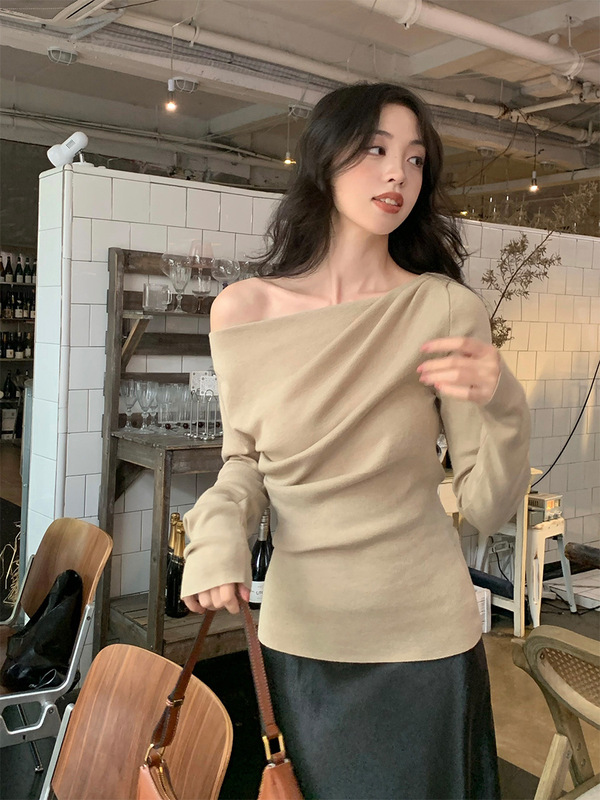 SYT小露香肩 一字领针织衫女秋季荡领显瘦复古T恤斜切领长袖上衣|undefined
