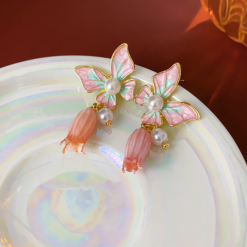 Pendientes vintageins de mediana edad de nicho retro Pendientes de lujo ligero de alta calidad al por mayor Pendientes de estilo de pintura al óleo de esmalte femenino image 26