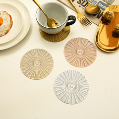 新款萬花筒圓形鏤空餐墊 簡約燙金PVC西餐墊ins家用幾何隔熱桌墊