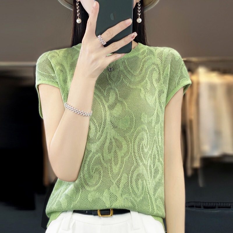Loose 2023 short thin lace wool worsted vest round neck T-shirt summer hollow out women's new sweater short sleeve