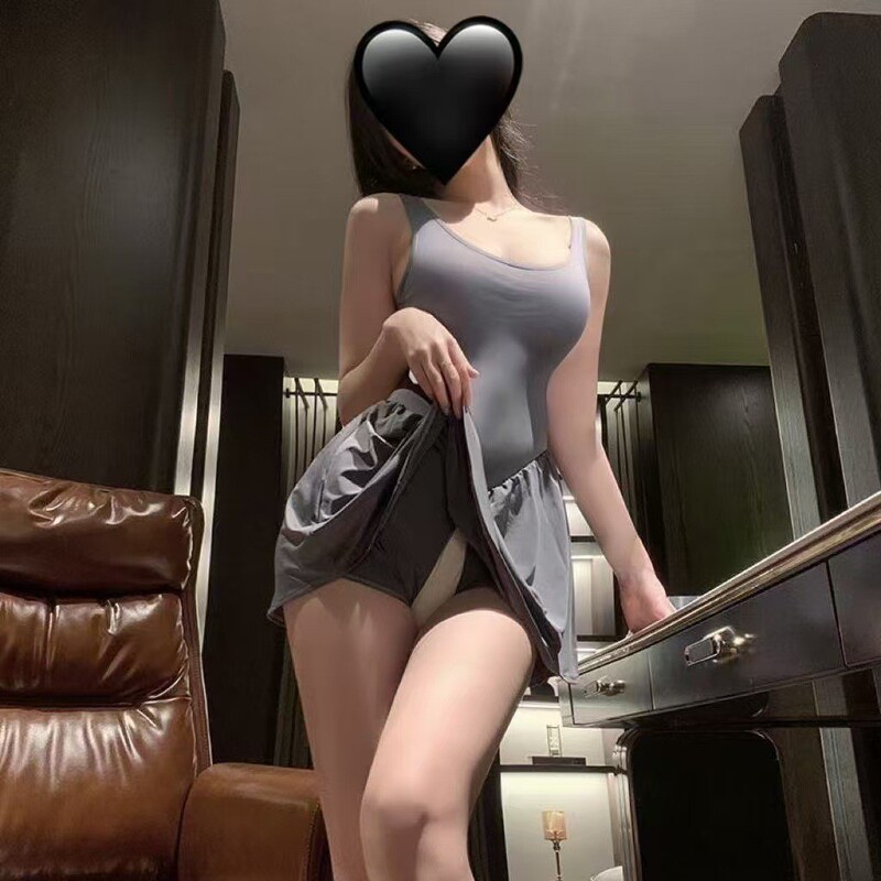 Lisa's Sexy Lingerie, a Seductive Zip-Up Open-Crotch Dress That Can Be Worn Outside, with No Need to Take Off, Alluring Tight-Fitting Strapless Mini Dress Lisa's Sexy Lingerie, a Seductive Zip-Up Open-Crotch Dress That Can Be Worn Outside, with No Need to Take Off, Alluring Tight-Fitting Strapless Mini Dress