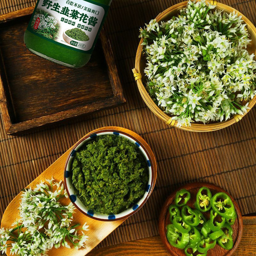 Wild chive flower sauce on the tip of the tongue Chinese homemade hot pot mutton dipping sauce Bibimbap sauce chili sauce