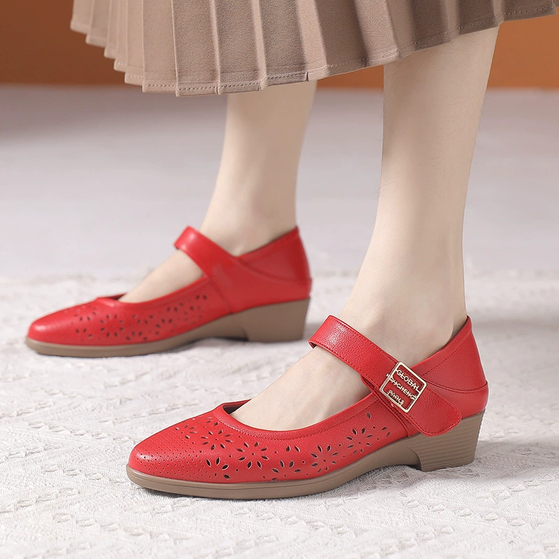 Summer comfortable shoes with velcro for mother, genuine leather, plus size