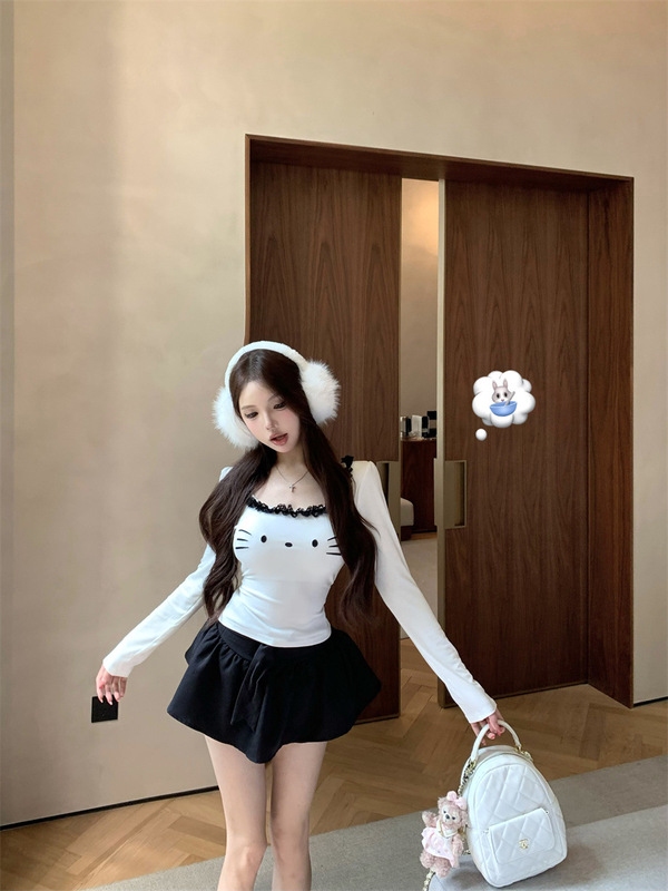 红色花边拼接u领长袖T恤女秋季可爱猫咪修身收腰甜辣紧身打底上衣|undefined