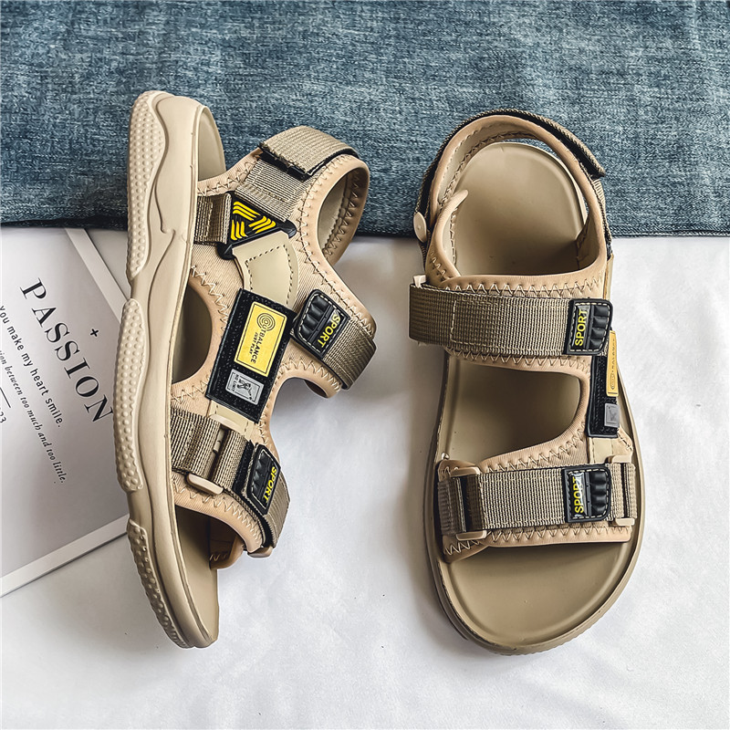 Sandalias para hombre verano nuevo estilo transpirable conducción exterior deportes ocio zapatos de playa antideslizantes resistentes al desgaste zapatillas ligeras y cómodas