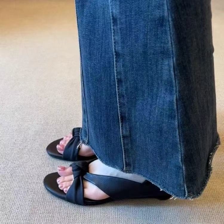 Retro Suede Peep-toe Sandals For Women Mid-heel Wedge Shoes_voghion.com