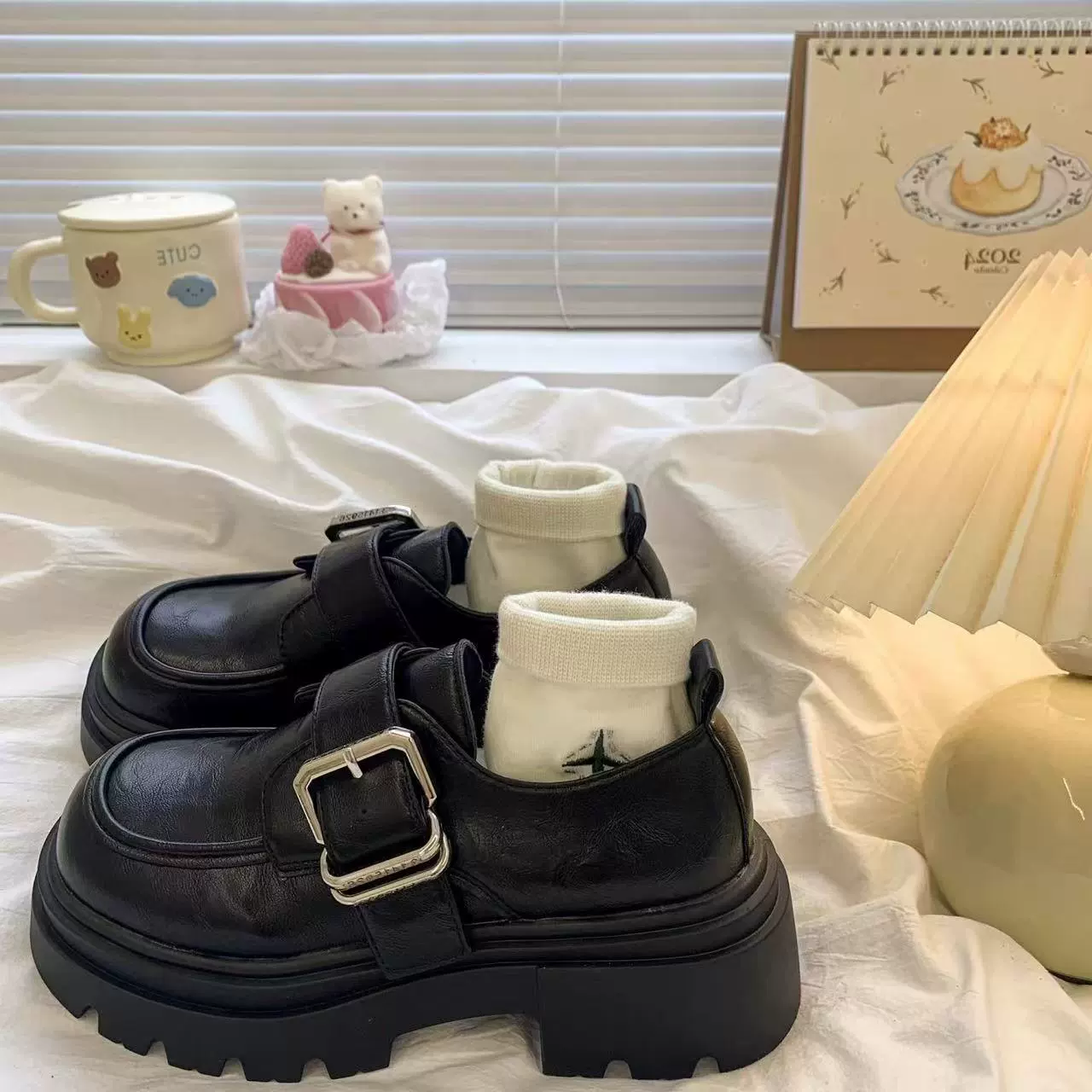 Японская обувь Lefu на толстой подошве Женская весна 2025 новая женская обувь с круглой головой пряжка ремня свежая и сладкая студенческая одиночная обувь