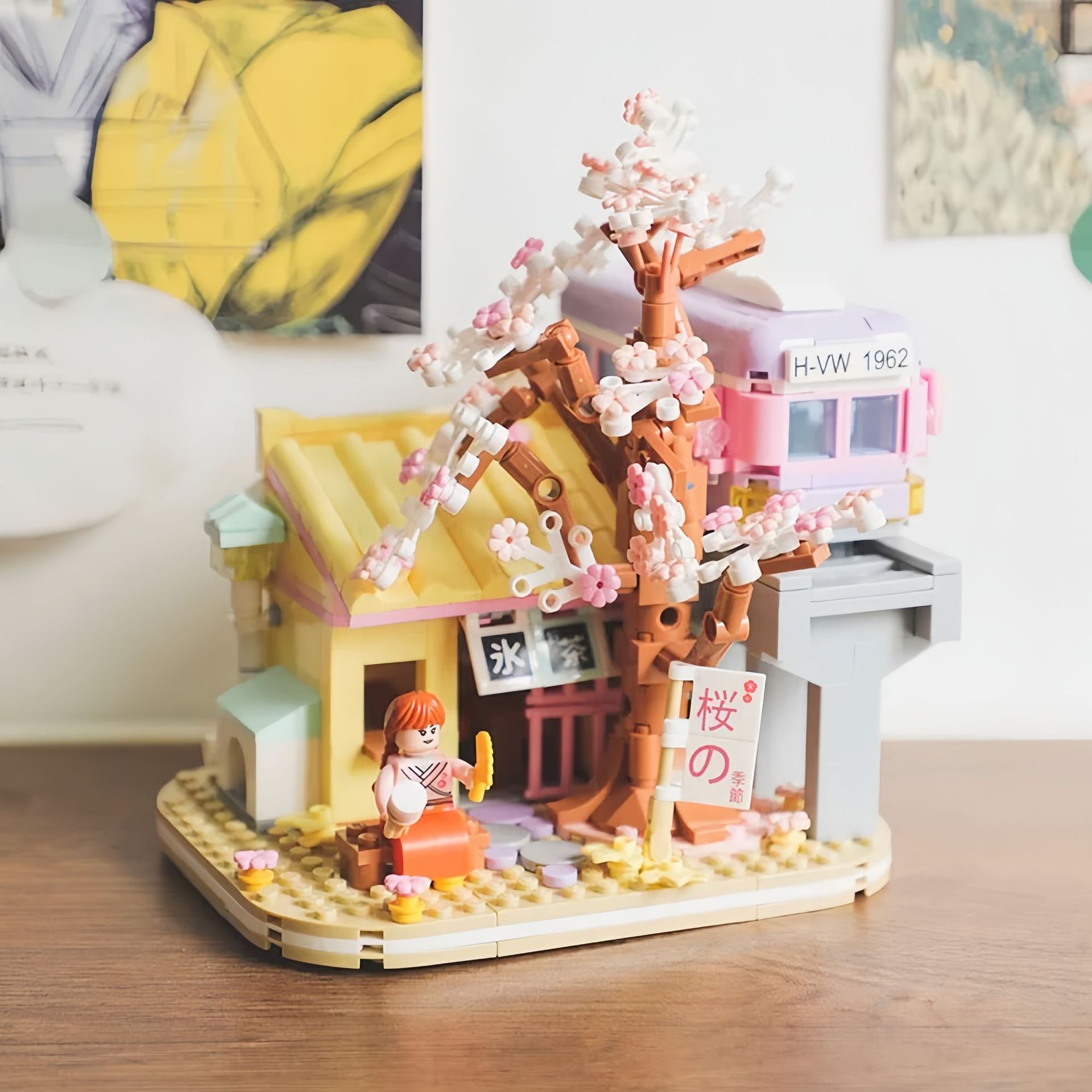 森の木の家の街並みの積み木の模型の小屋の建築はレゴの益智の組み合わせのおもちゃの置物の越境の卸売りに互換します。