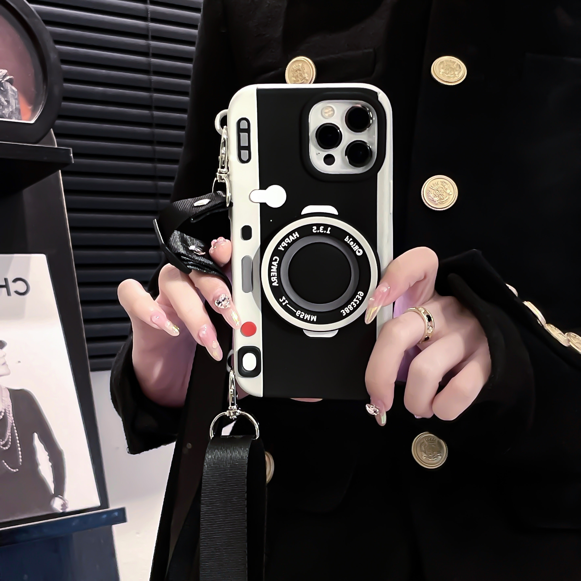 Retro Camera Long Lanyard Crossbody iPhone 14 iPhone 11 12/13Pro max Mobile Phone Case Drop-Resistant Case