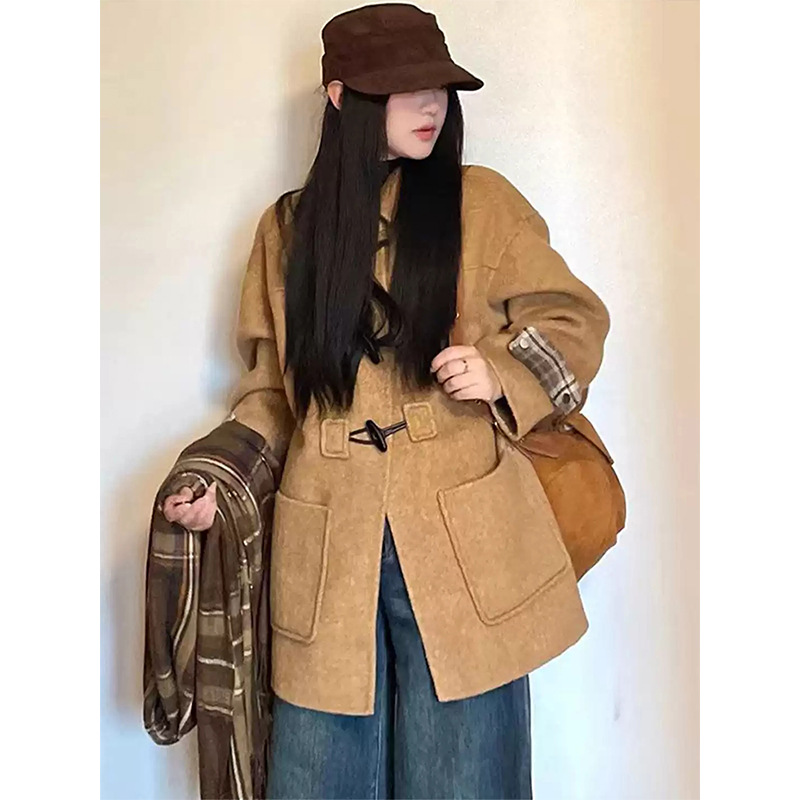 美拉德牛角扣毛呢外套女秋季复古宽松加厚小个子韩系大码呢子大衣