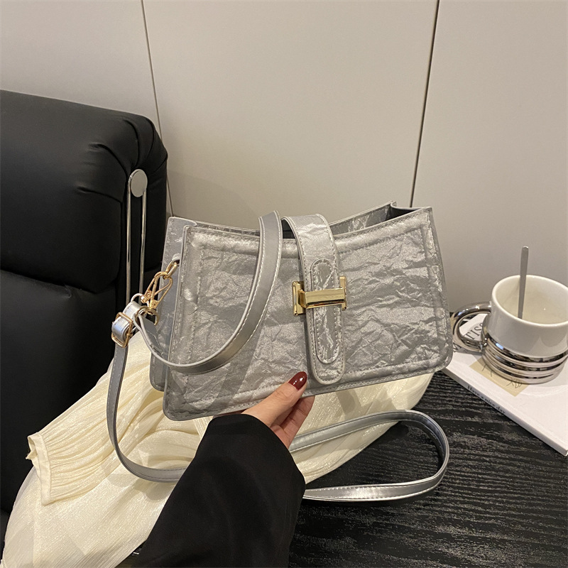 Color de contraste popular de este año, ocio 2025, nuevo estilo, moda francesa simple, estilo occidental, hombro, axila, bandolera, bandolera, mujer